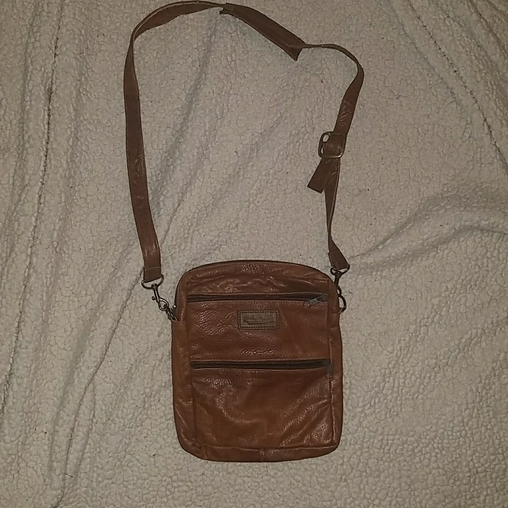 Gold duck crossbody